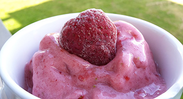 Rezept Gesundes Erdbeer Eis (Nicecream)